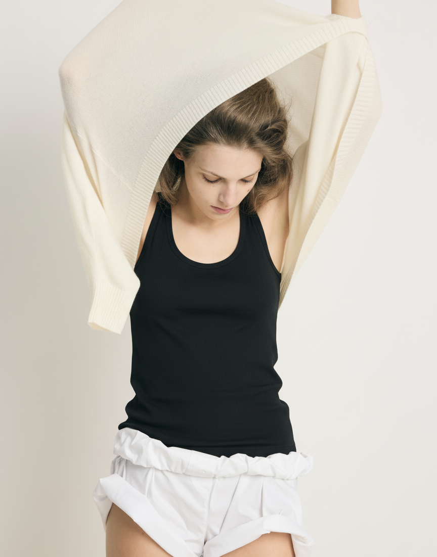Топ из мягкой шерсти, цвет черный