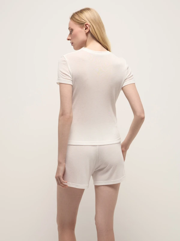 Пижама женская с шортами белая