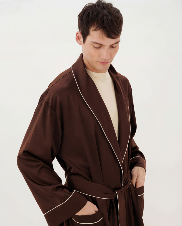 Шелковый мужской халат, цвет коричневый