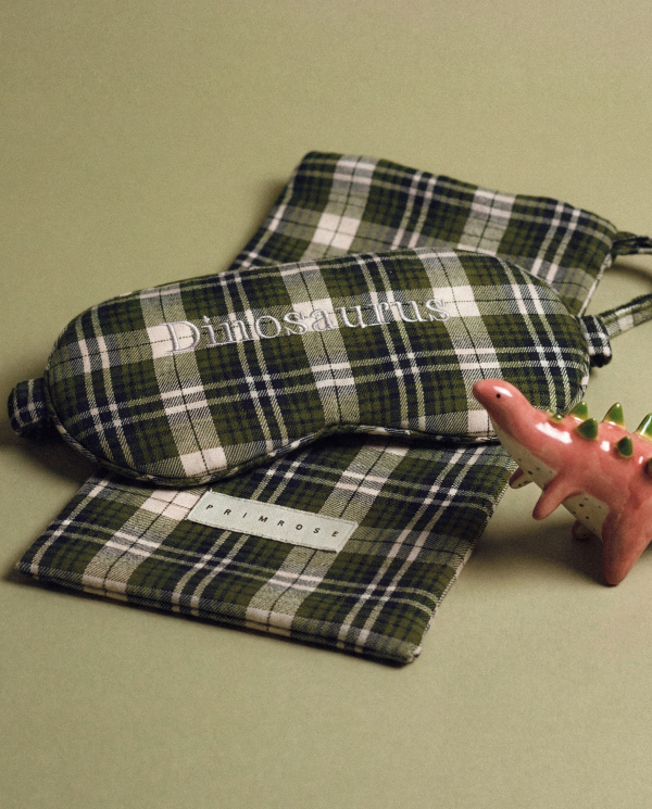 Маска для сна детская, зеленая клетка вышивка Dinosaurus